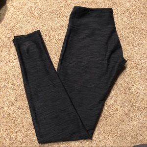 Lululemon Wunder Under leggings